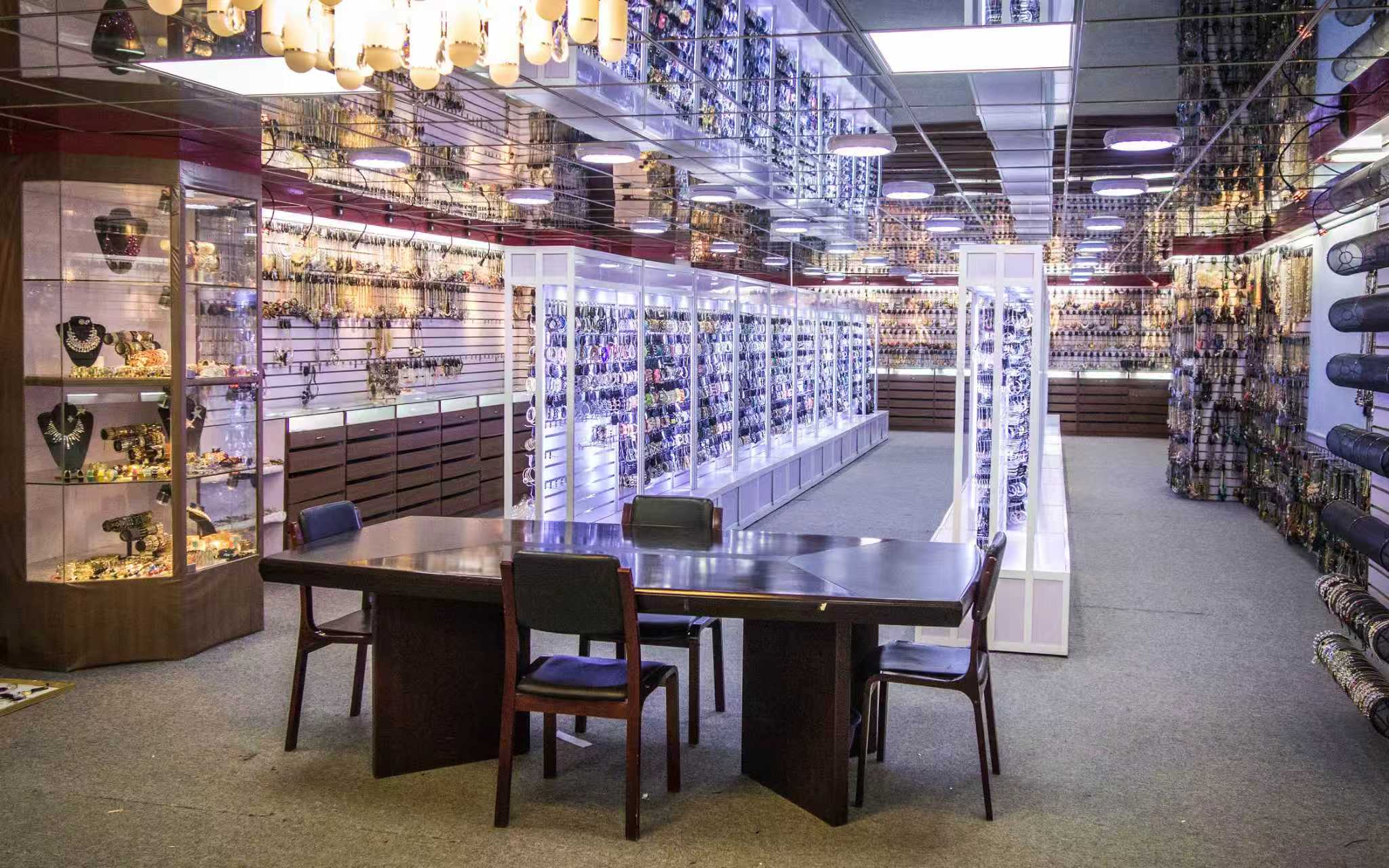 Banshan sample showroom